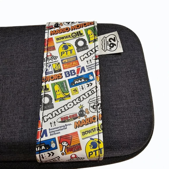Nintendo Switch MARIO KART Deluxe Travel Case Switch w 3 Joy Con Wrist Straps - Picture 2 of 9
